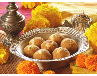 Besan Ladoo - 9 pcs